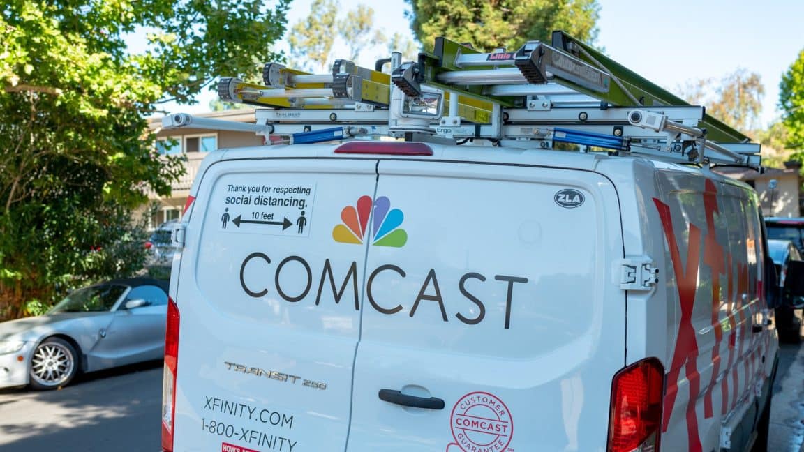 Comcast, 144.000 Kablosuz Müşteriyi Kaybetti ve İşten Çıkarma Planlıyor