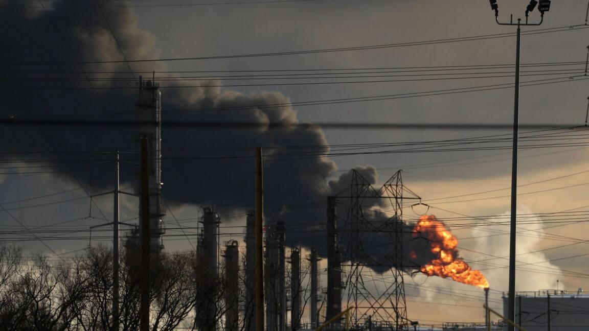 ExxonMobil çalışanları iklim çözümlerine şüpheyle yaklaştı