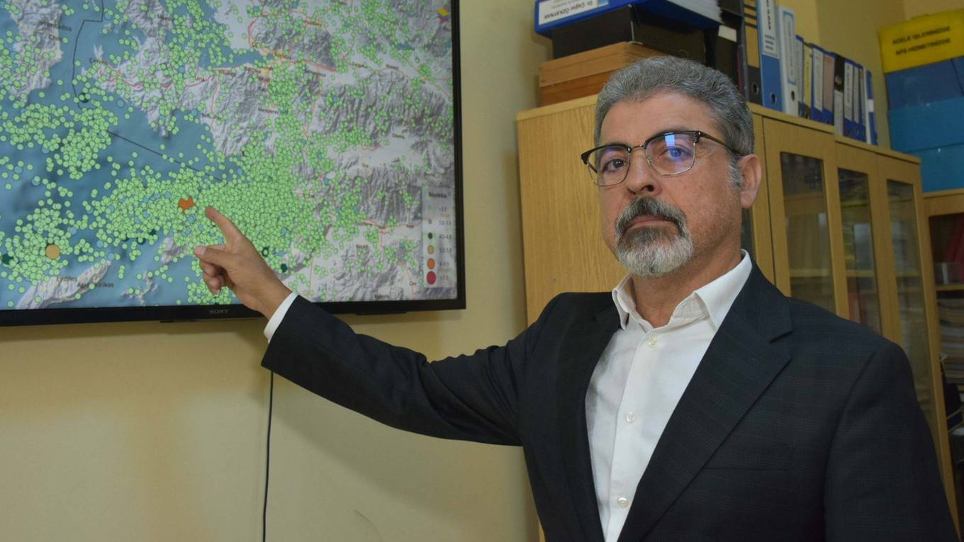 Prof. Sözbilir: 24 dakikada 3 deprem, fırtına riski var