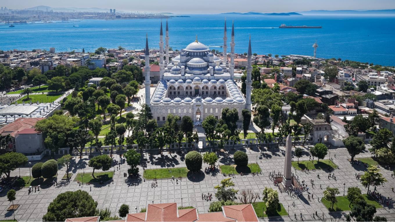 Fatih'te Turizm 2025'te 12 Milyon Geceleme