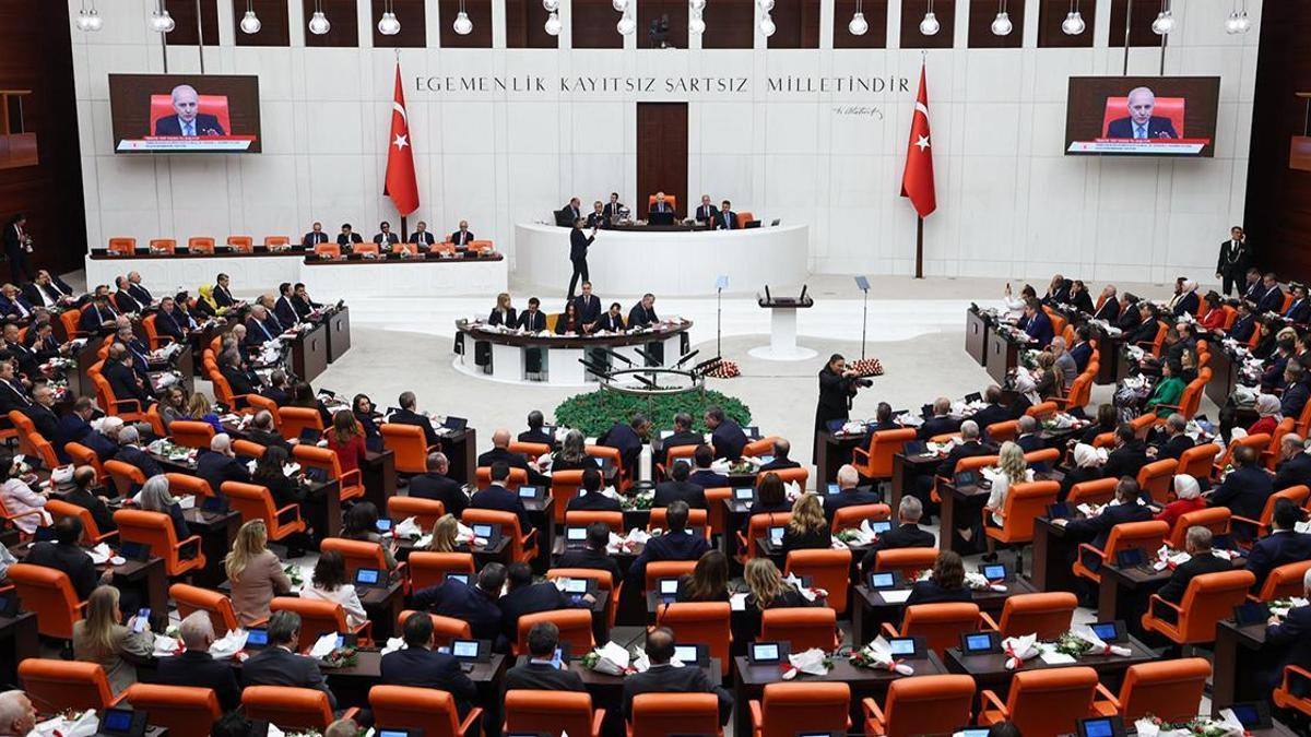 Türk Kızılay Kanunu Teklifi İlk 3 Maddesi TBMM'de Kabul Edildi
