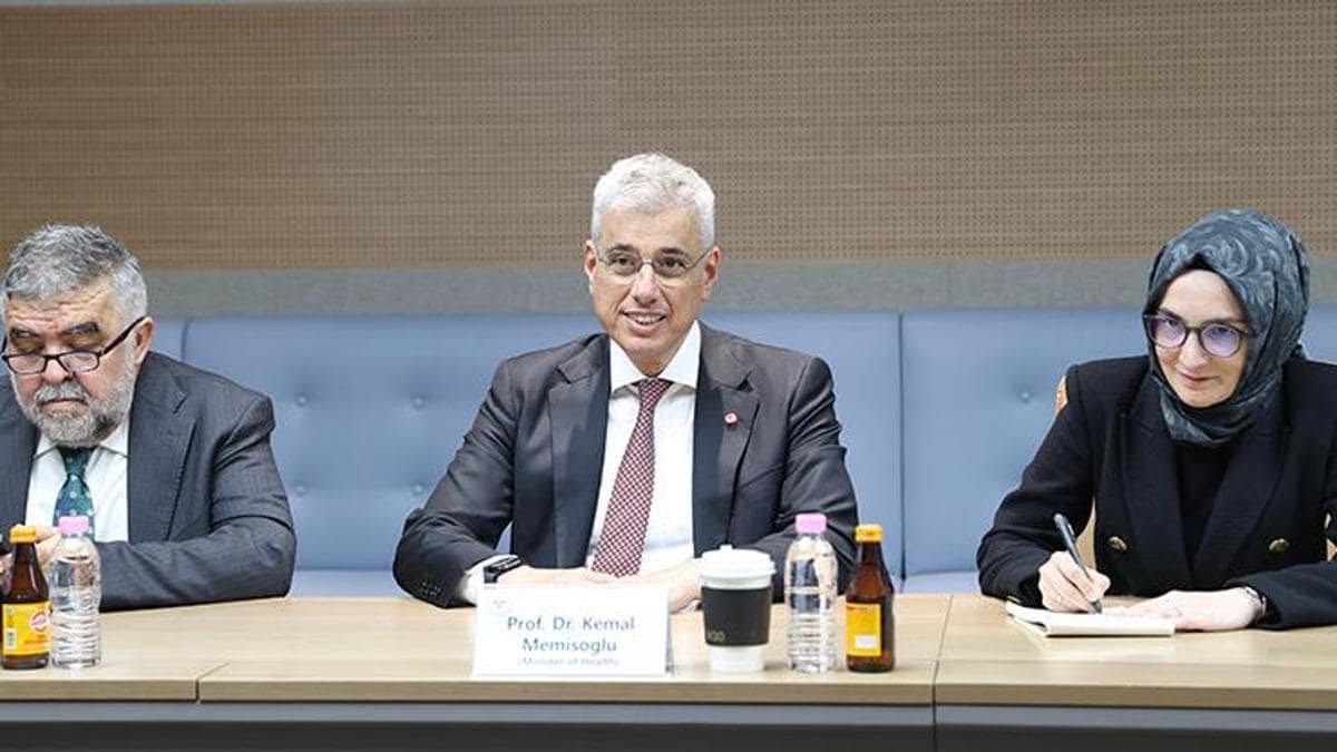 Kemal Memişoğlu Güney Kore'de Sağlık Bakanlarıyla Görüştü