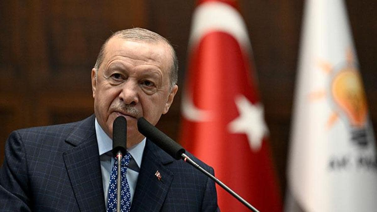 Erdoğan'dan Ak Parti tabanına: Sorgulayan tabanımız var