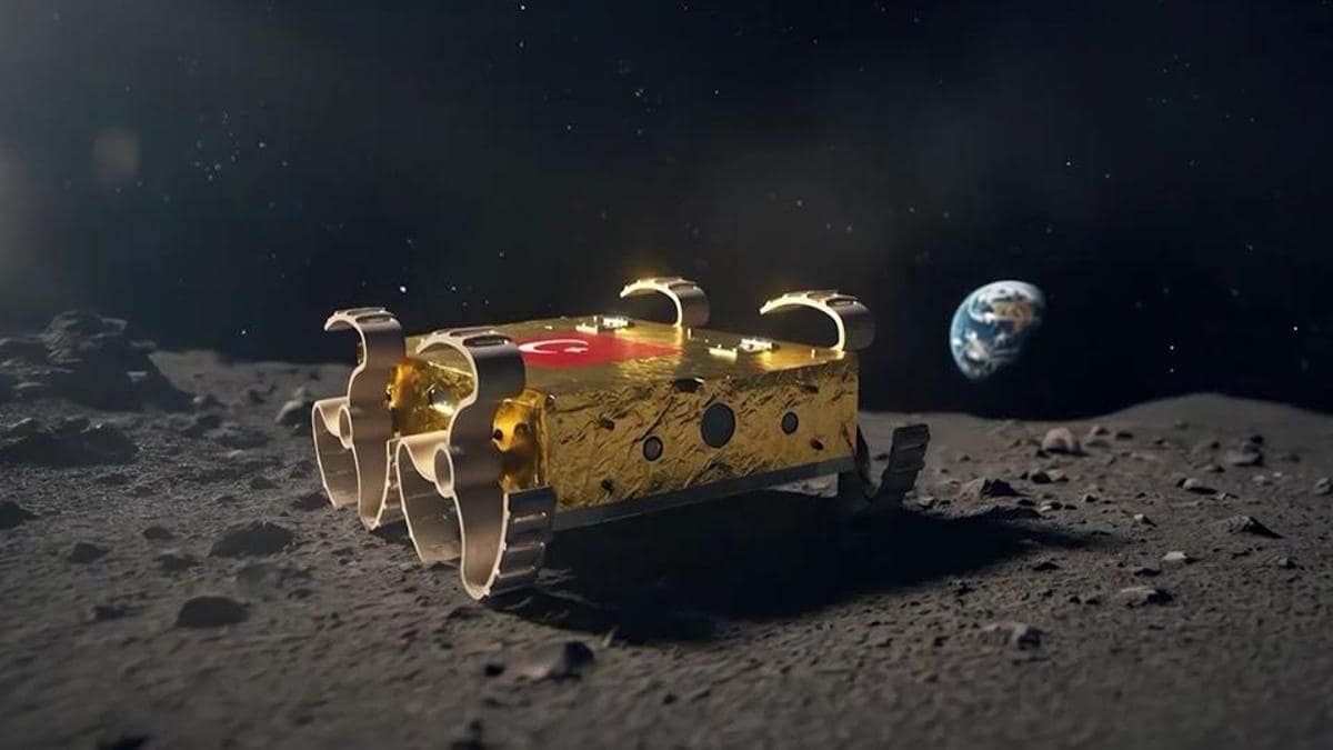 ODTÜ'nün Ay'a gidecek 2 robotu: Güney kutbunda ilk görev