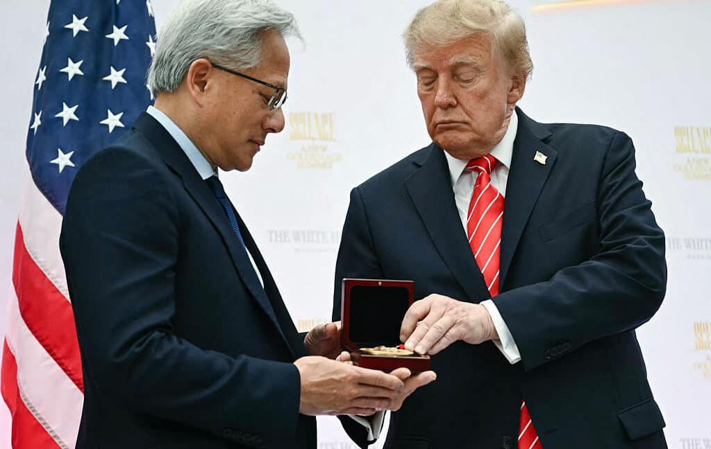 Trump Nvidia CEO Jensen Huang'a yonelik Cin casusluk istihbaratini gormezden gelmis