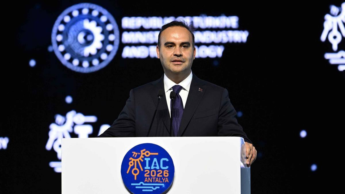 Bakan Kacır: Küresel uzay ekonomisi 1,8 trilyon dolara çıkacak