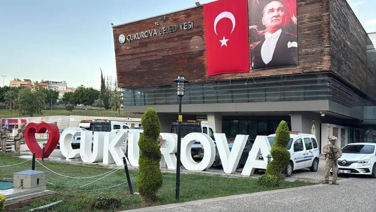 Çukurova Belediye Başkanı Emrah Kozay Gözaltında mı? Operasyon Detayları