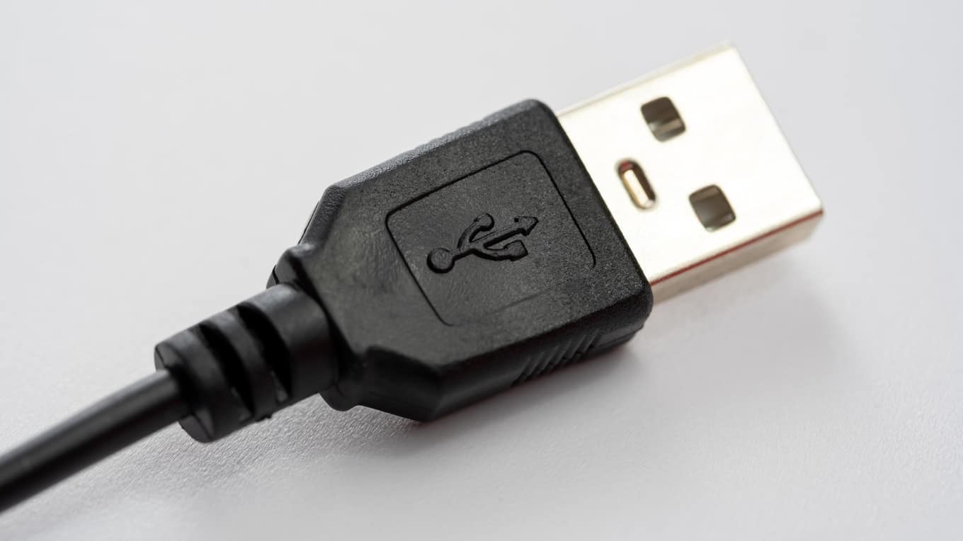 Eski USB kablolari: Cope atmak yerine degerlendirin