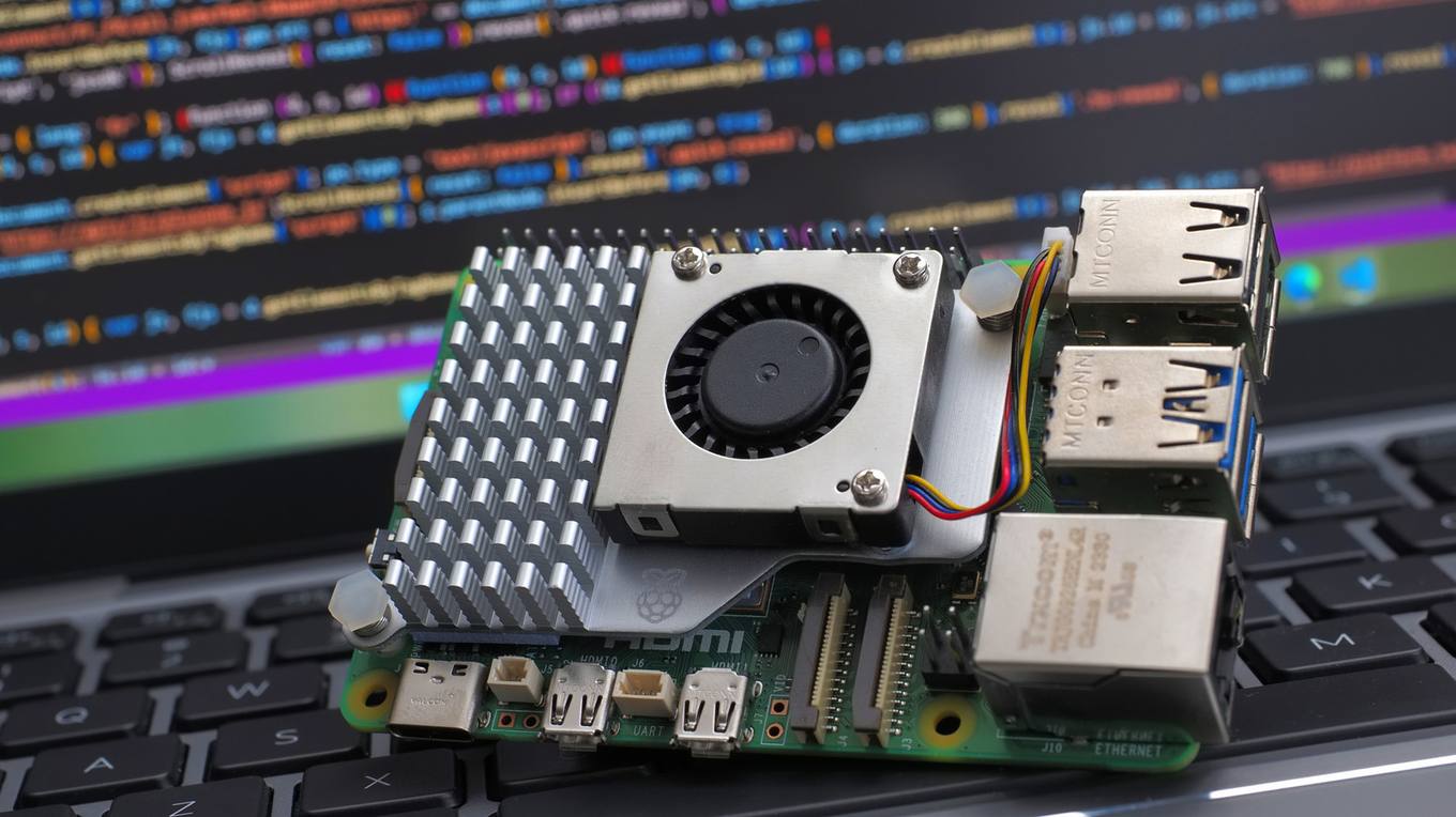 Raspberry Pi 5 RAM seçimi: Kullanım amacına göre 1GB'dan 16GB'a