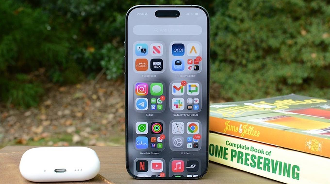 Apple iPhone batarya değişim fiyatları 129 dolara çıktı