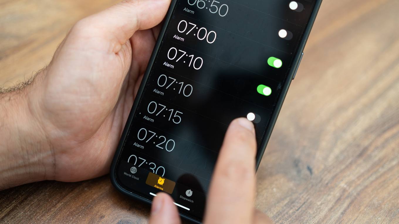 iPhone Alarm Uygulamasında Gizli Sürpriz: 4:39 Duvarı
