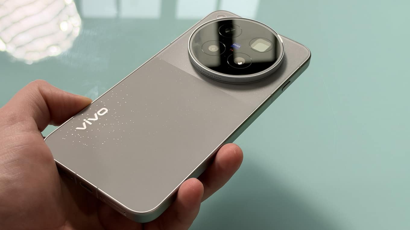 Vivo X500 Pro Max tanıtıldı: Videografiye odaklı kamera telefonu